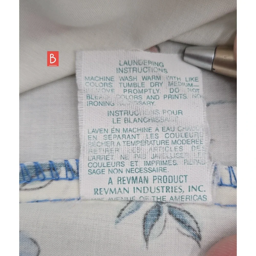 Pr Laura Ashley Pink Blue Floral Standard Pillowcases‎ One W/Manufacturer Flaw